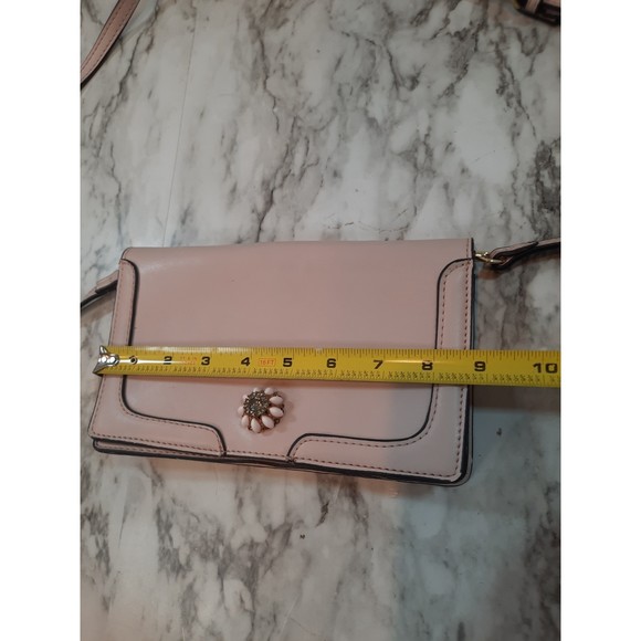 London Fog Cross Body Clutch - Picture 8 of 8